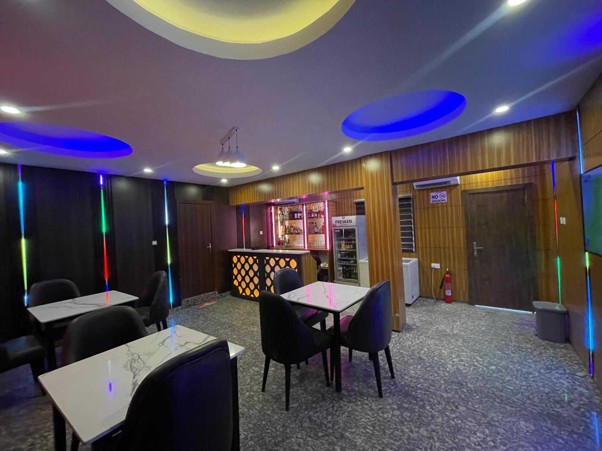 Presken Signature Ikeja Εξωτερικό φωτογραφία